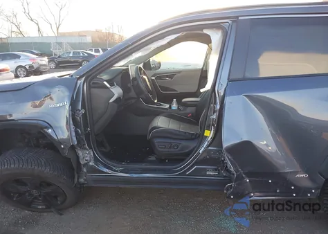 2021 Toyota Rav4 Hybrid Xle z USA, uszkodzony, nr VIN JTMRWRFV9MD117667